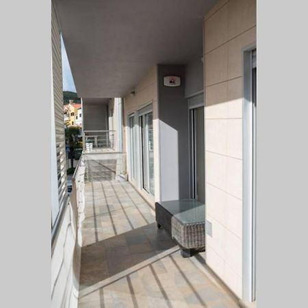 Bay Residence Apartamento - Piscina 圣马蒂纽·杜·波特 外观 照片